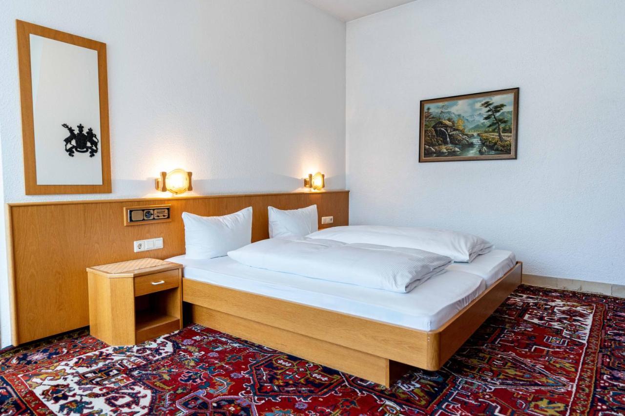 Hotel Am Roemerplatz Ulm Bagian luar foto
