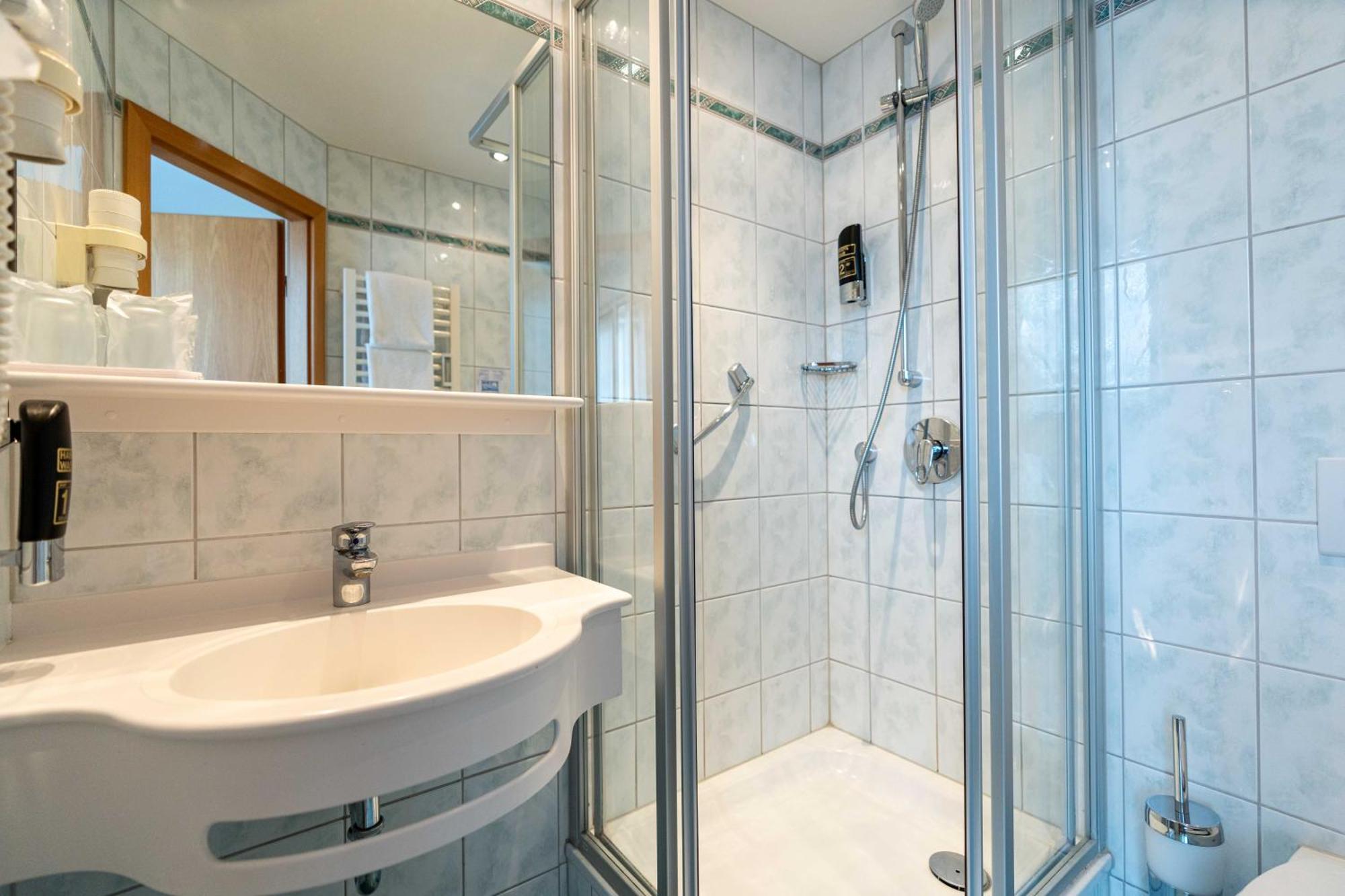 Hotel Am Roemerplatz Ulm Bagian luar foto