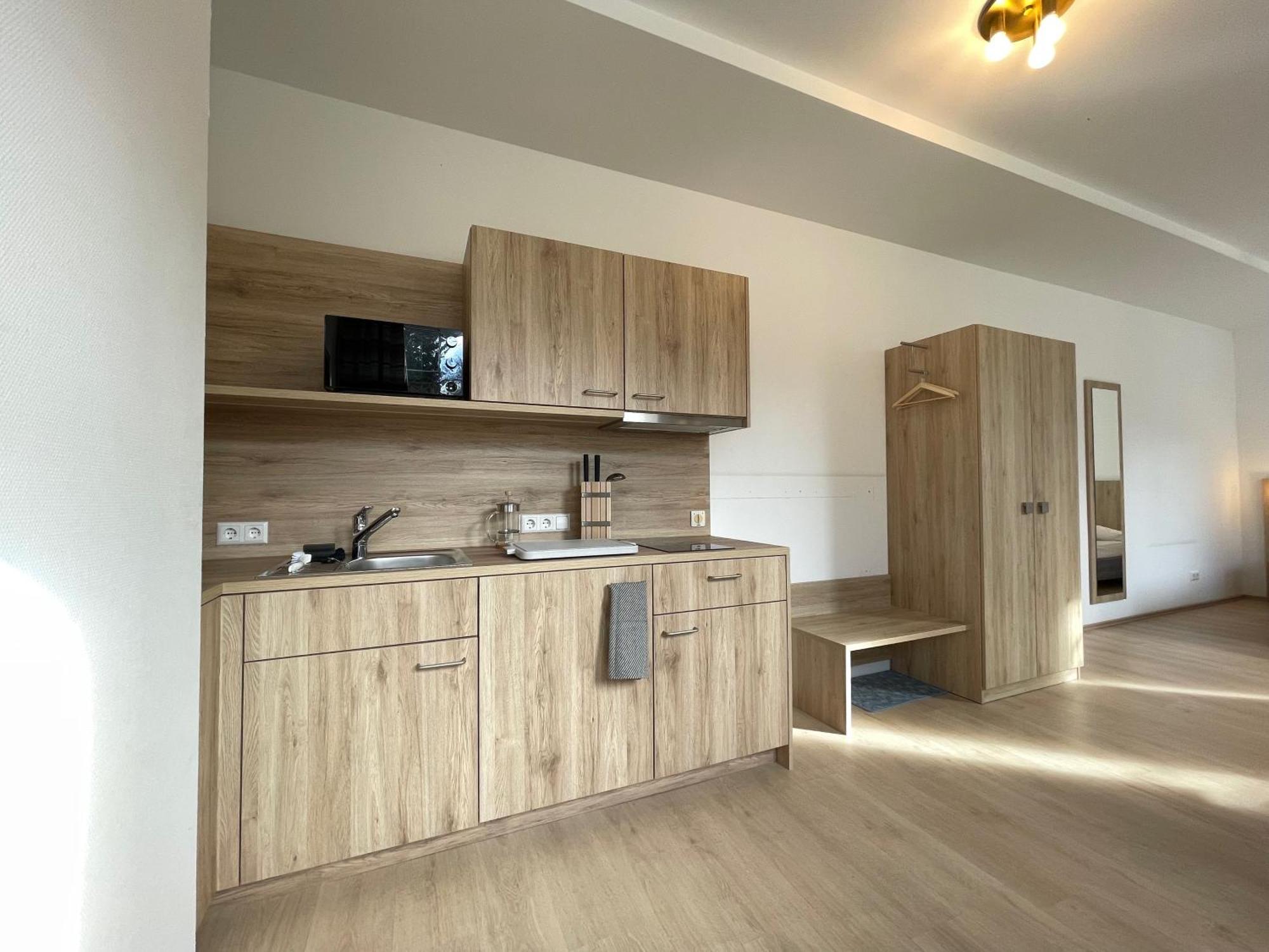 Hotel Am Roemerplatz Ulm Bagian luar foto